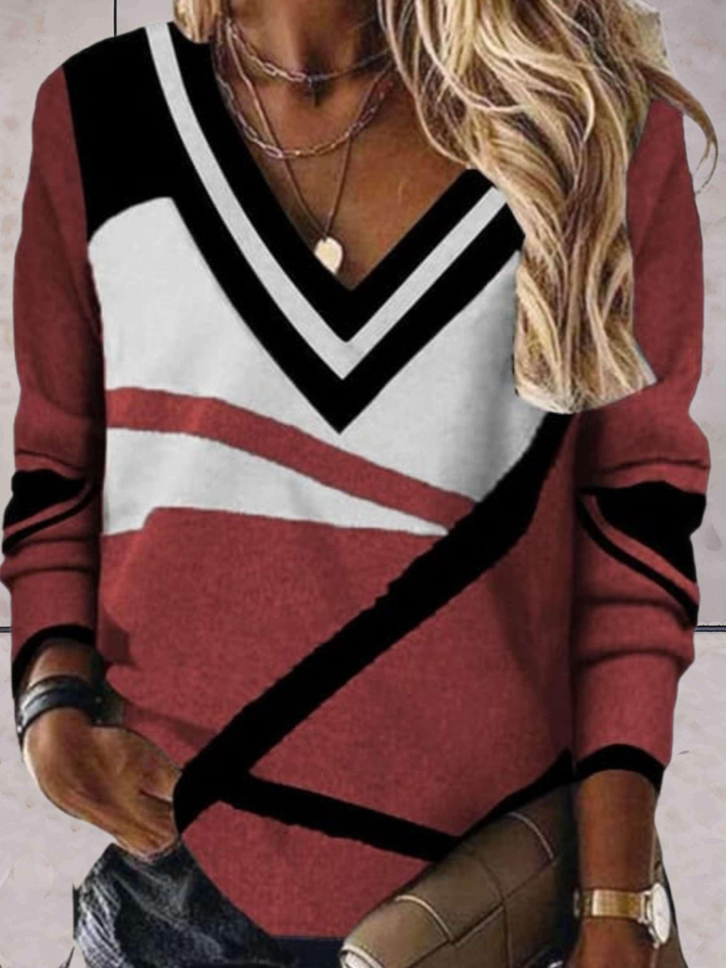 Lette | Kleurcontrasterende pullover met V-hals voor casual wear