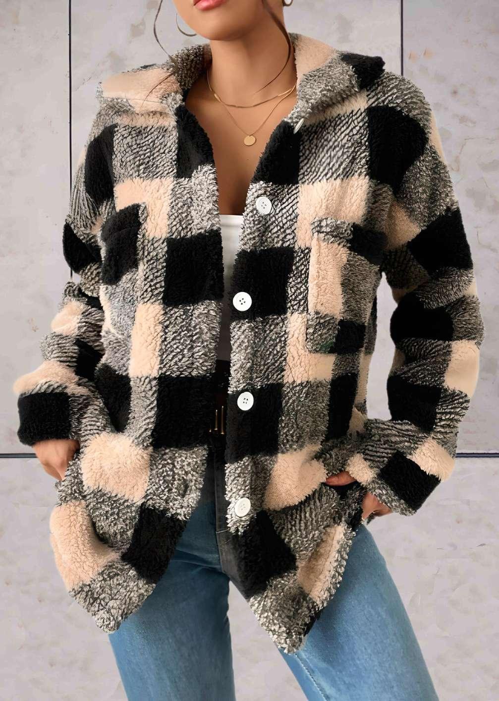 Lexie - Lang imitatieruitjesmodel met jack met grote kraag