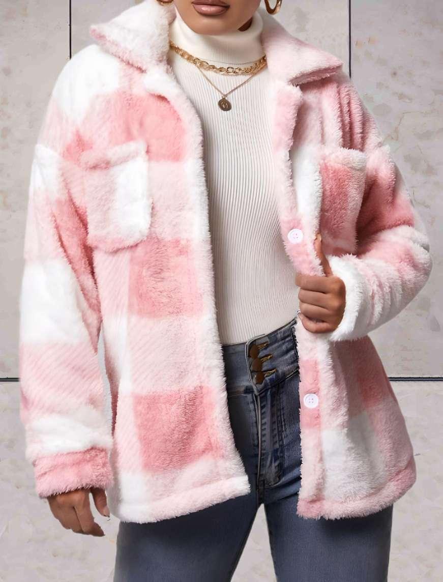 Lexie - Lang imitatieruitjesmodel met jack met grote kraag