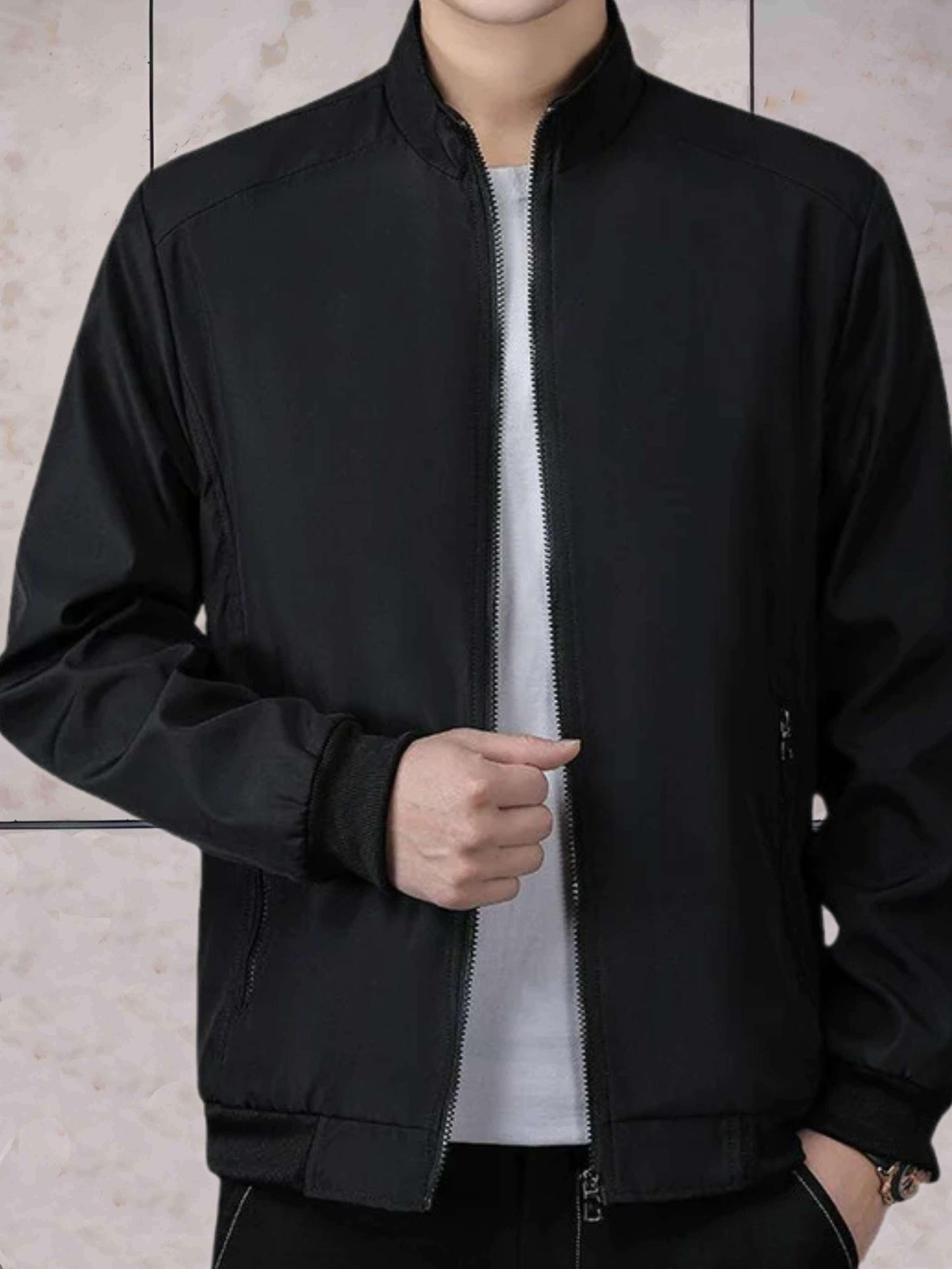 Liam - nonchalant polyester jack met opstaande kraag en ritssluiting over de hele lengte