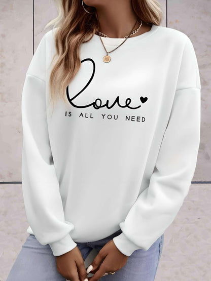 Madison -  Lange trui met liefde is alles wat je nodig hebt statement design vooraan