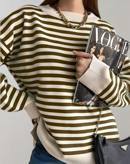 Nikka | Oversized gestreepte trui met een ronde hals en polokraag variant