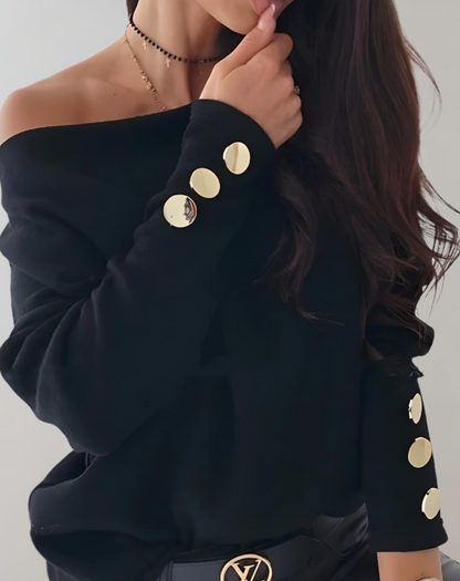 Nyssa | Eenvoudige trui met een v-hals en knopen op de mouw