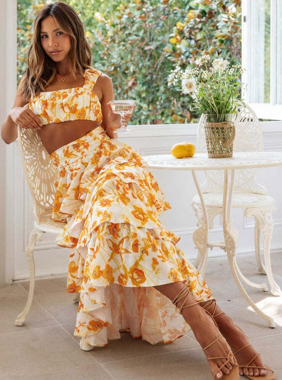 Daniela | Tweedelig Oranje gebloemde crop top en gelaagde rok