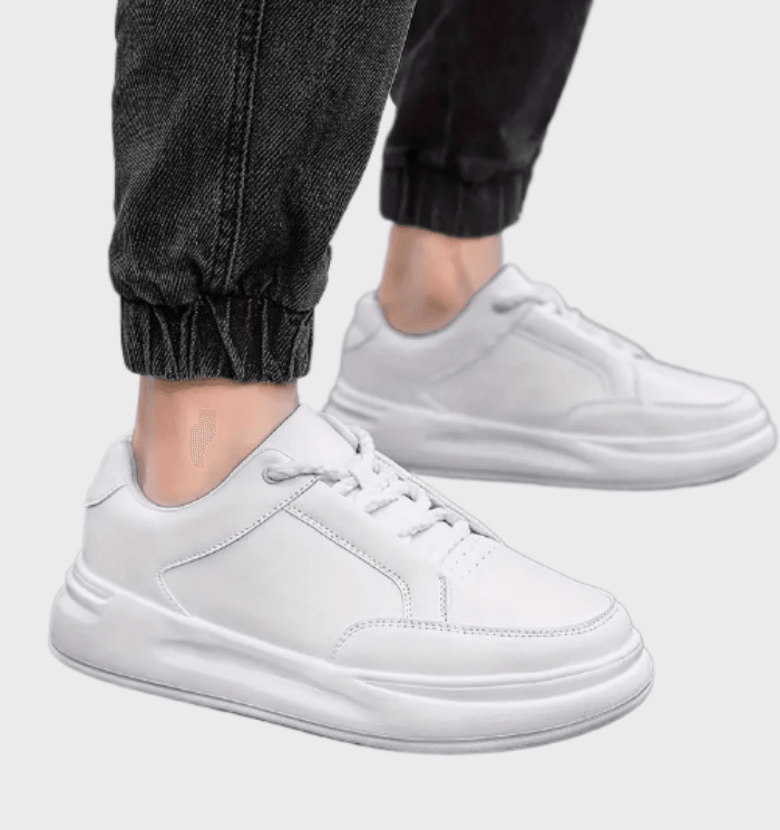 Waylon - Enkelkleurige sneakers voor heren met spitse punt schoenen