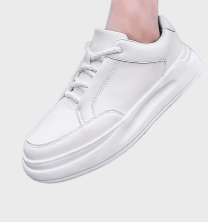 Waylon - Enkelkleurige sneakers voor heren met spitse punt schoenen