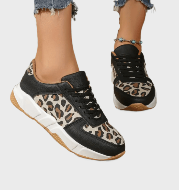 Paula -  Tweekleurige sneakers met veters en luipaarddessin
