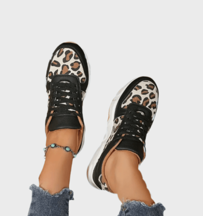 Paula -  Tweekleurige sneakers met veters en luipaarddessin