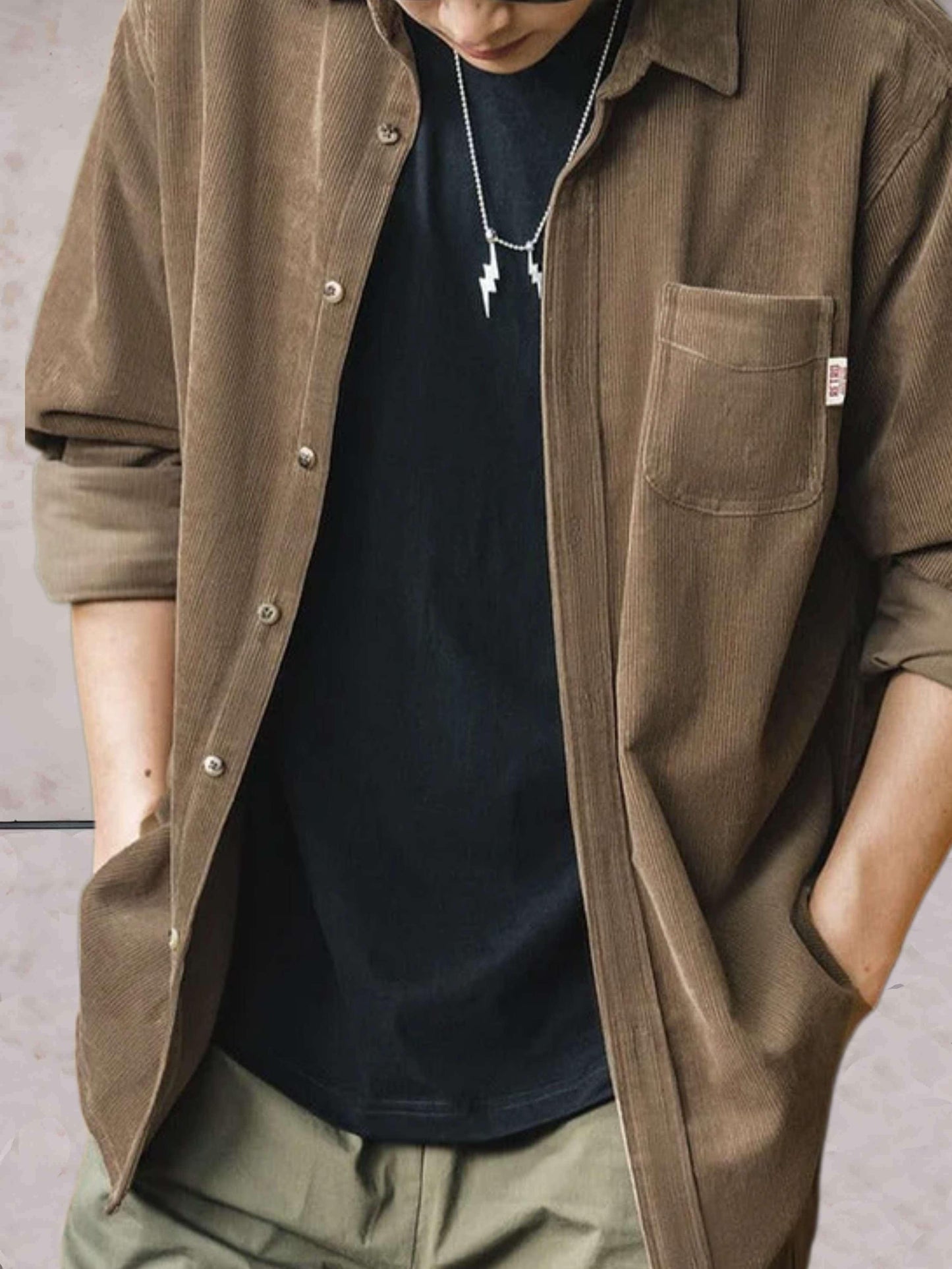 Ralph -  eenvoudig corduroy jack met een borstzak en knoopsluiting