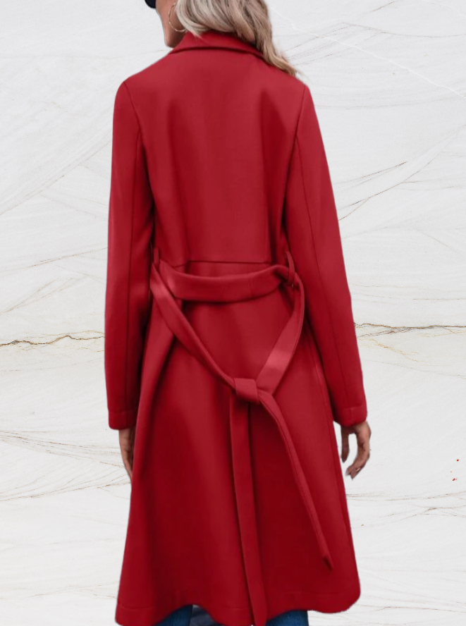 Riri | Strak en chique lang jasje met grote kragen knopen en gewaadachtig stropdasontwerp