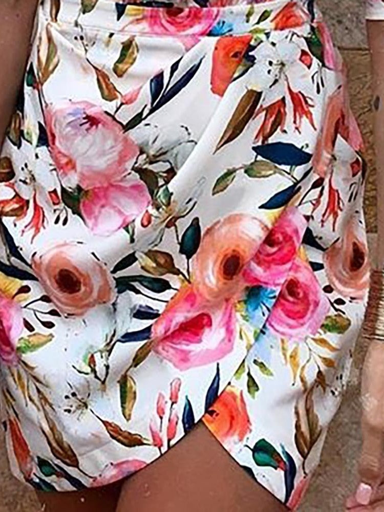 One shoulder jurk met bloemenprint