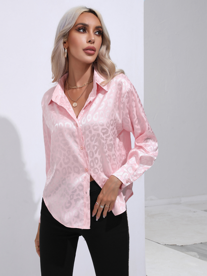 Roze satijnen blouse met panterprint