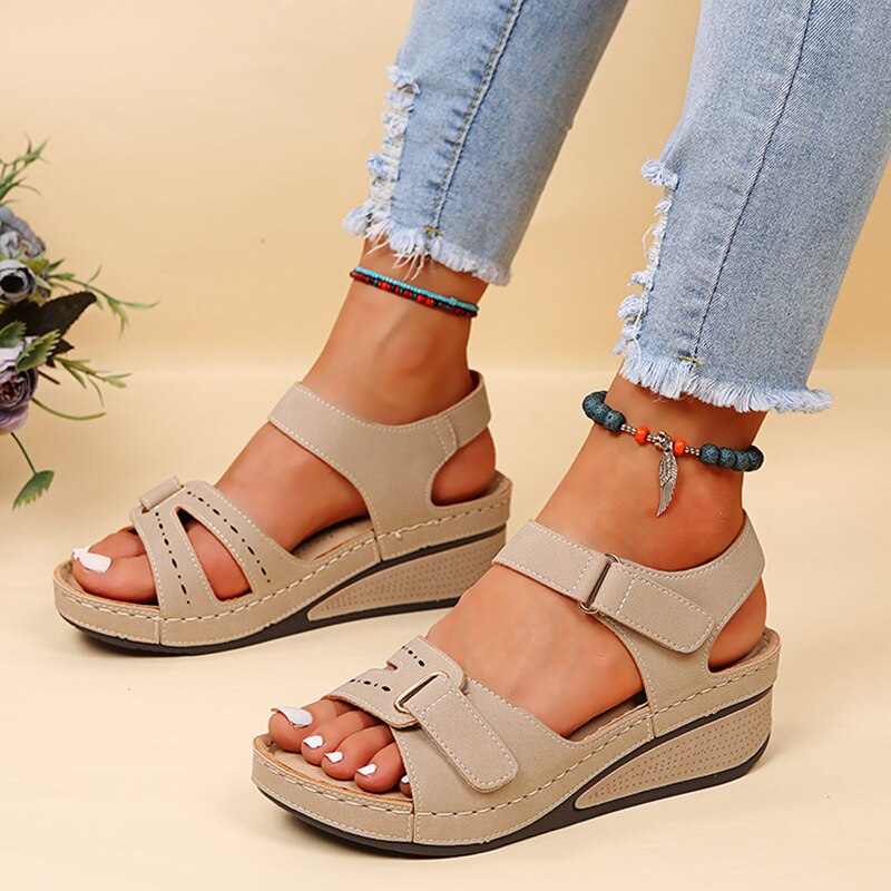 Albina - Orthopedische Sandalen voor een zomerse wandeling