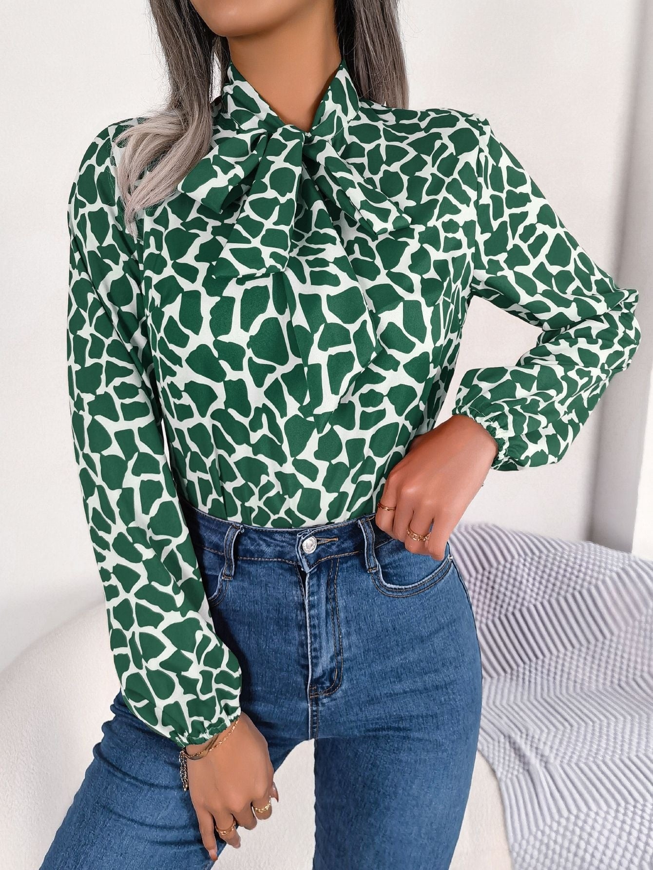 Groen/wit blouse met strik