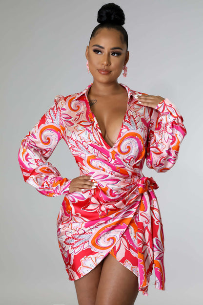 Roze overslagjurk met print