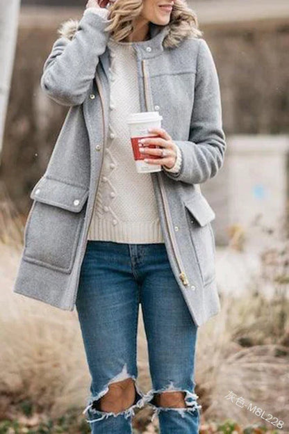 Ren | Wijde wollen jas met omslagkraag