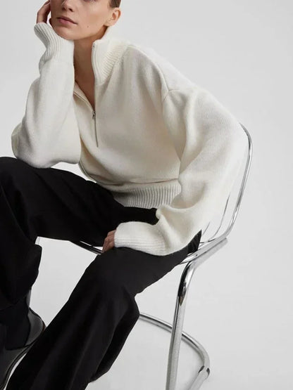 Celine Coltrui | Elegante gebreide sweater met rits en hoge kraag