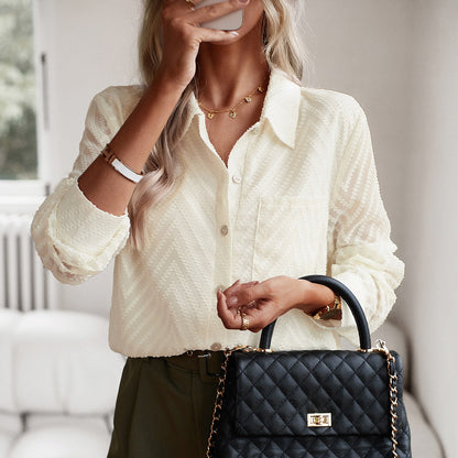 Ecru blouse met patroon