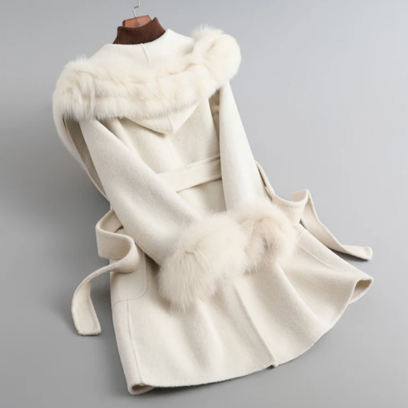 Betoverende Wol & Bont Trenchcoat - Pure Zachtheid