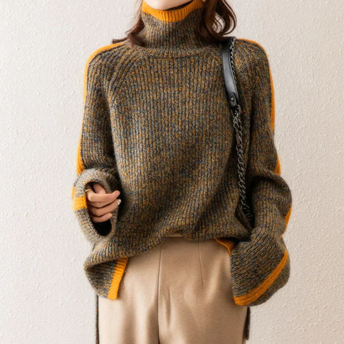Celine Coltrui | Elegante oversized trui met oranje streep voor dames