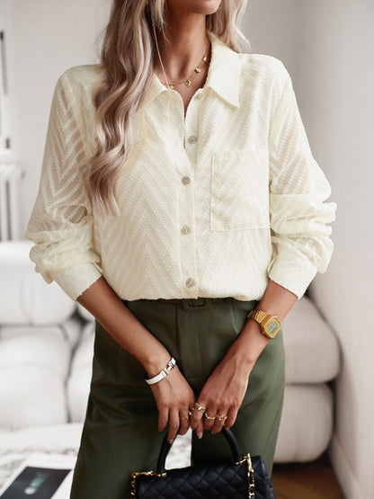 Ecru blouse met patroon