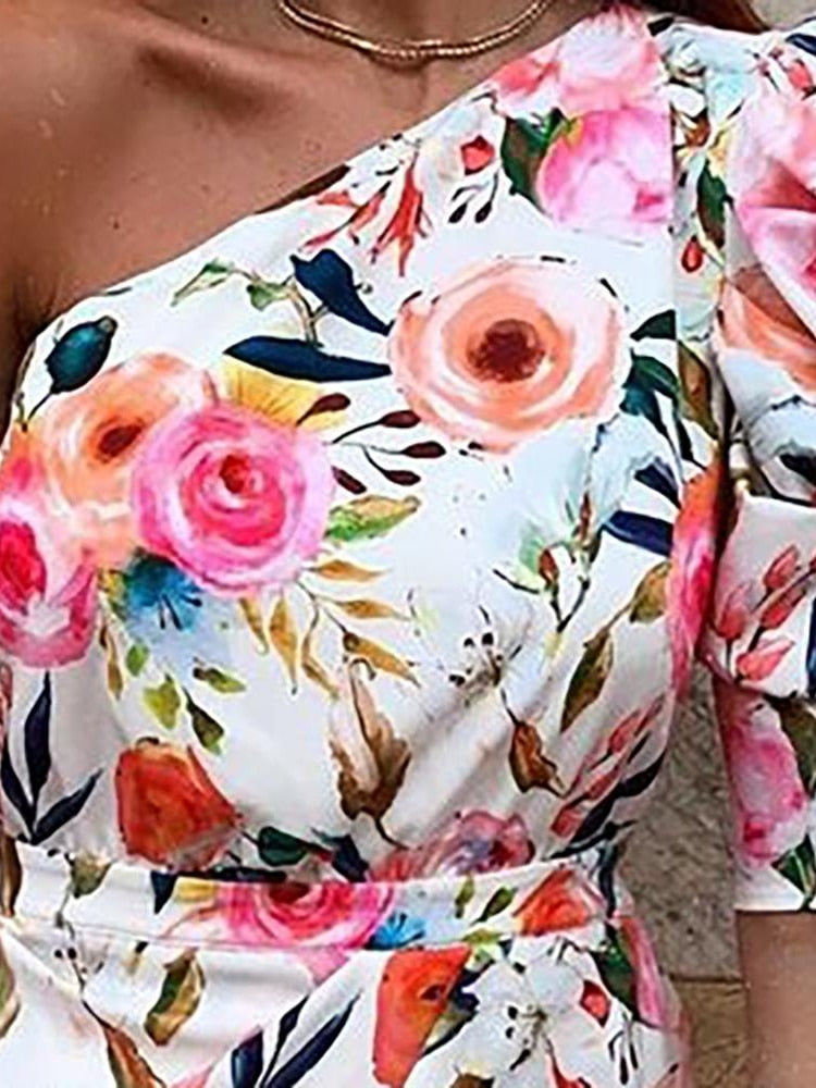 One shoulder jurk met bloemenprint