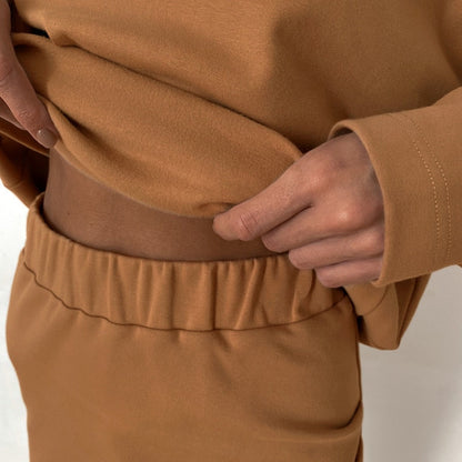 Camel co-ord set met midi rok