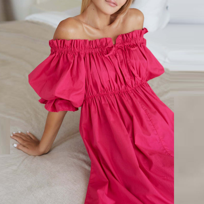 Roze off-shoulder jurk met pofmouwen