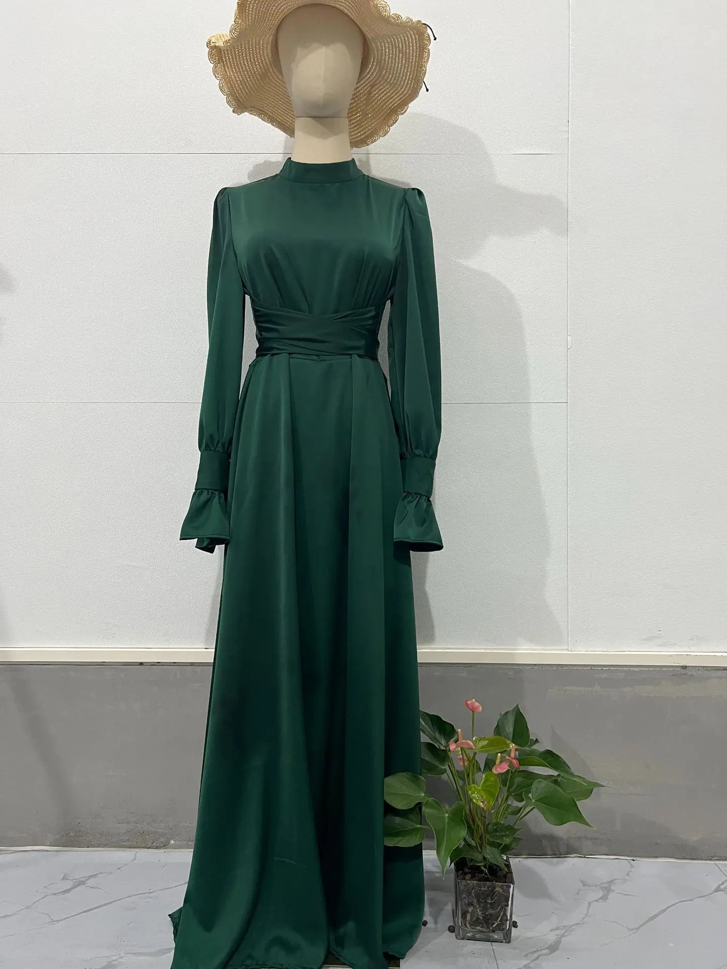 Aicha - Avondjurk met Glinsterende Details