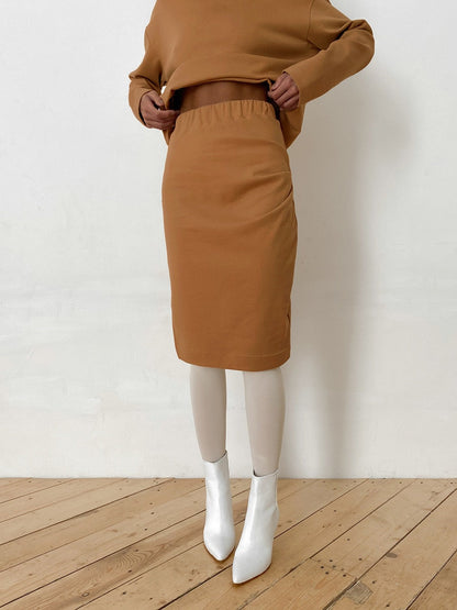Camel co-ord set met midi rok