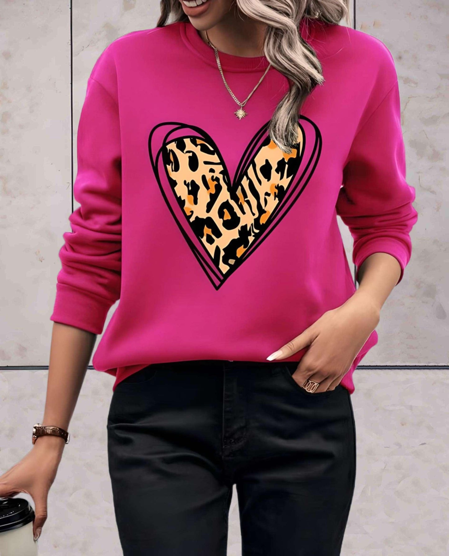 Skylar - stijlvolle comfortabele trui met lange mouwen, ronde hals, effen rug en hartjesdessin met dierenprint