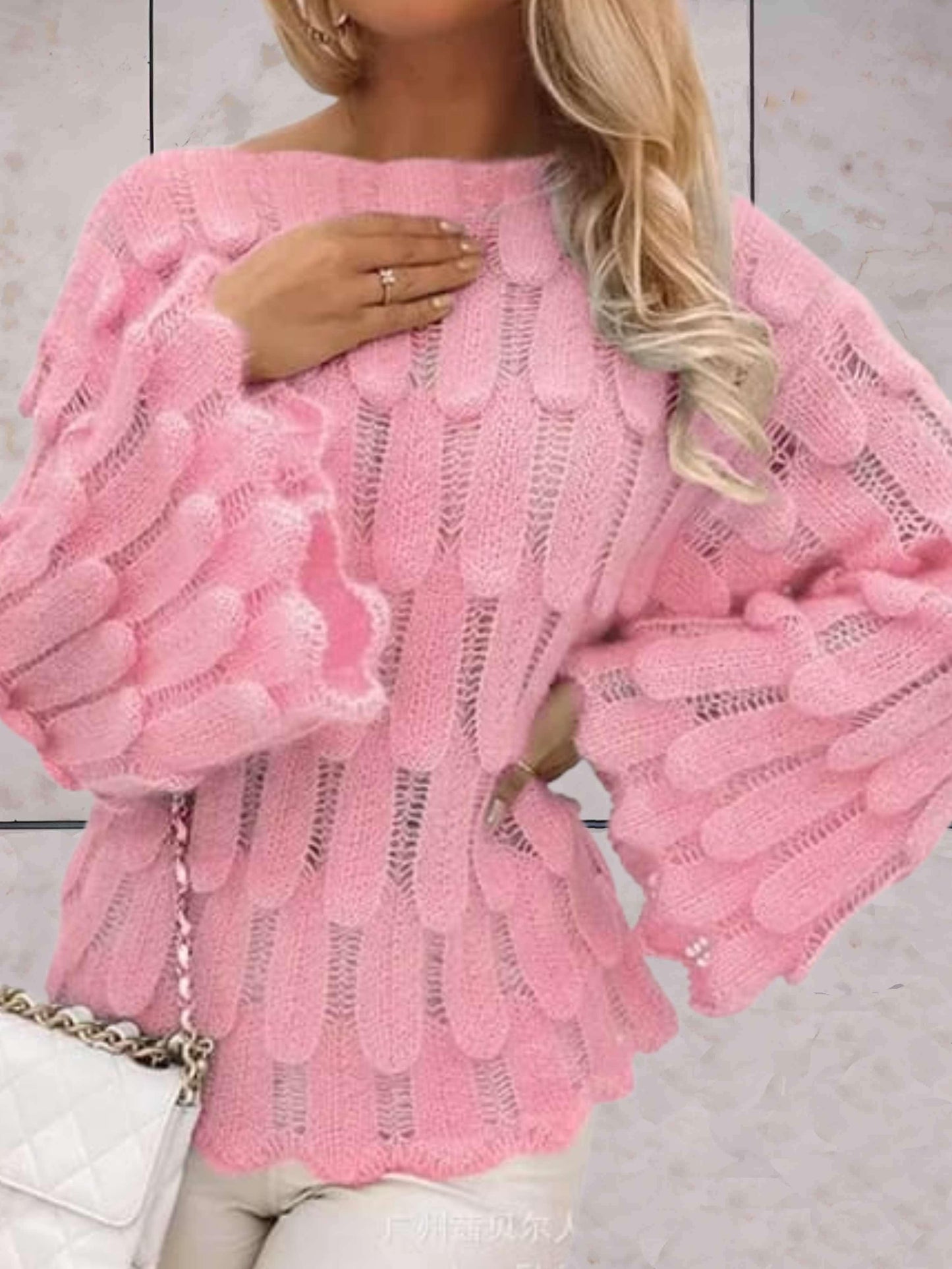 Tynne | Casual gebreide trui met klokmouwen en een wijde halslijn