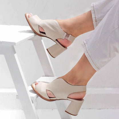 Maxine - Ongeëvenaarde Duurzaamheid & Tijdloze Elegantie in Dames Sandalen van Echt Leer
