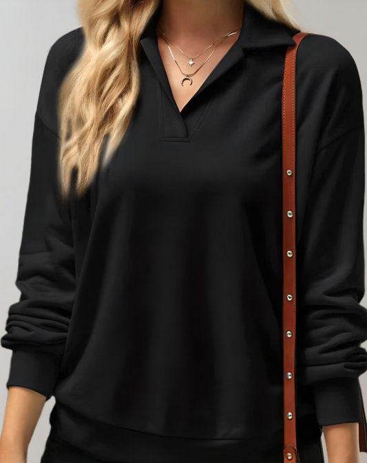 Caroline | Oversized trui met lage v-uitsnijding en kraag