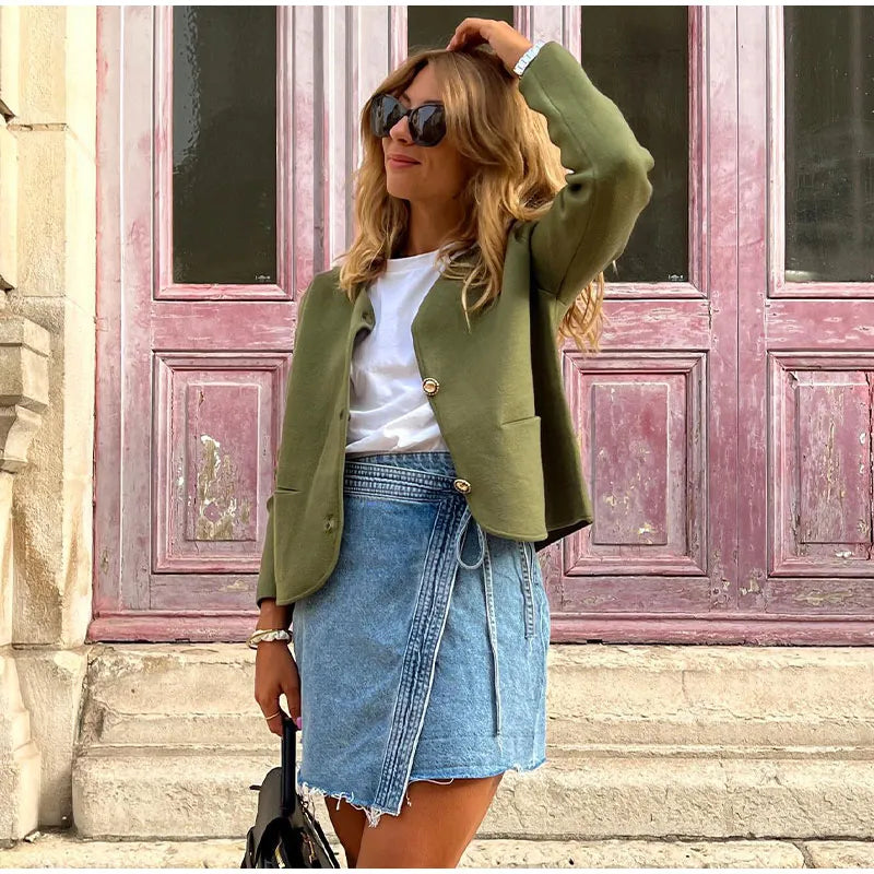 Jasje met parelknopen