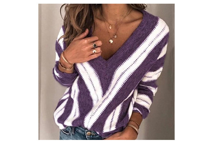 Gestreepte trui met v-hals