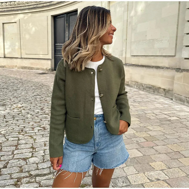 Jasje met parelknopen