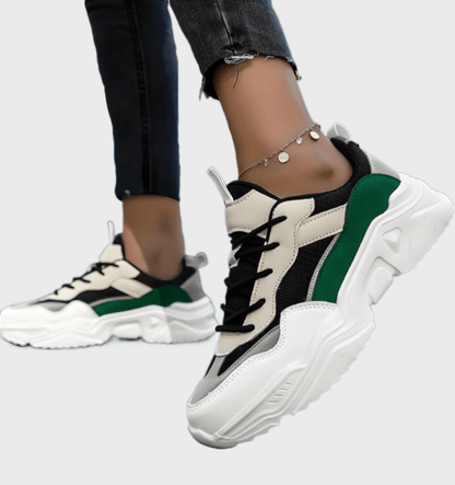 Clara- Kleurrijke sneakers met dikke zool en veters