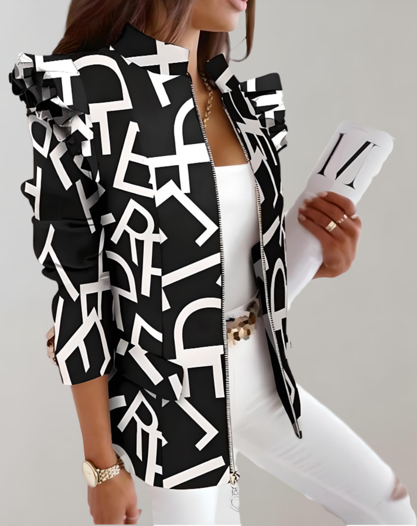 Harmony | Geraffineerde en lange jas met sterke randen op de schouders en ontwerpen met print