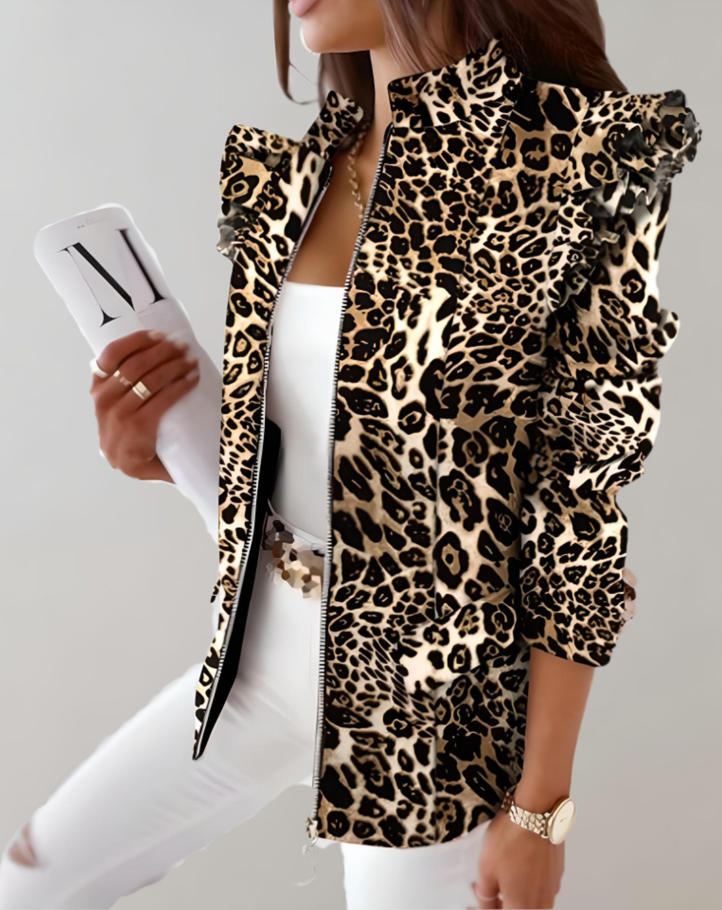 Harmony | Geraffineerde en lange jas met sterke randen op de schouders en ontwerpen met print