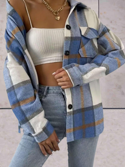 Jazel - Blauw oversized jasje met knoopsluiting en borstzakken