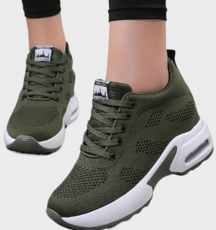 Maris -  Volledig gekleurde halfhoge hardloopsneakers met veters en dikke tussenzool