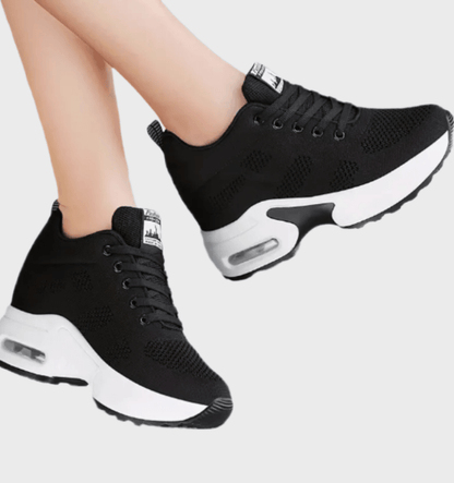 Maris -  Volledig gekleurde halfhoge hardloopsneakers met veters en dikke tussenzool