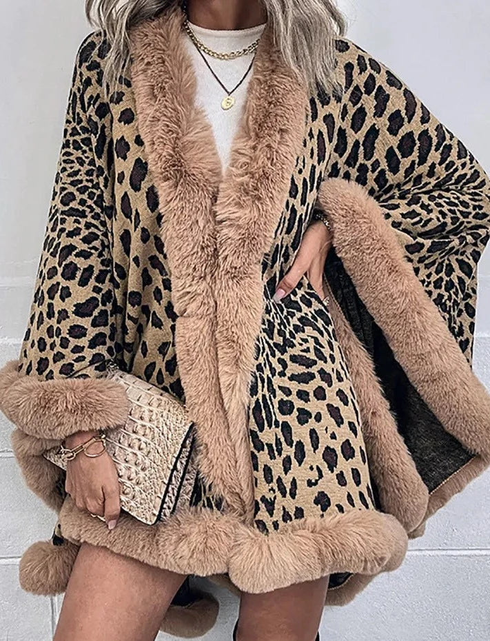 Poncho met panterprint