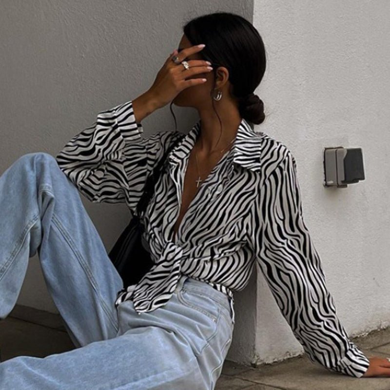 Zebra knoopblouse