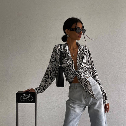 Zebra knoopblouse