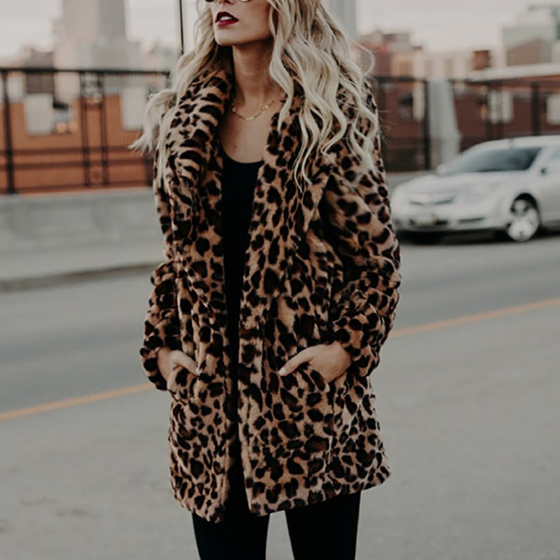 ModeParisienne® Sahara – Stijlvolle Luipaardprint Faux Fur Jas voor een Gedurfde Winterlook