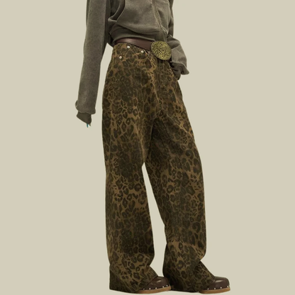 Iryna | Virale jeans met luipaardprint