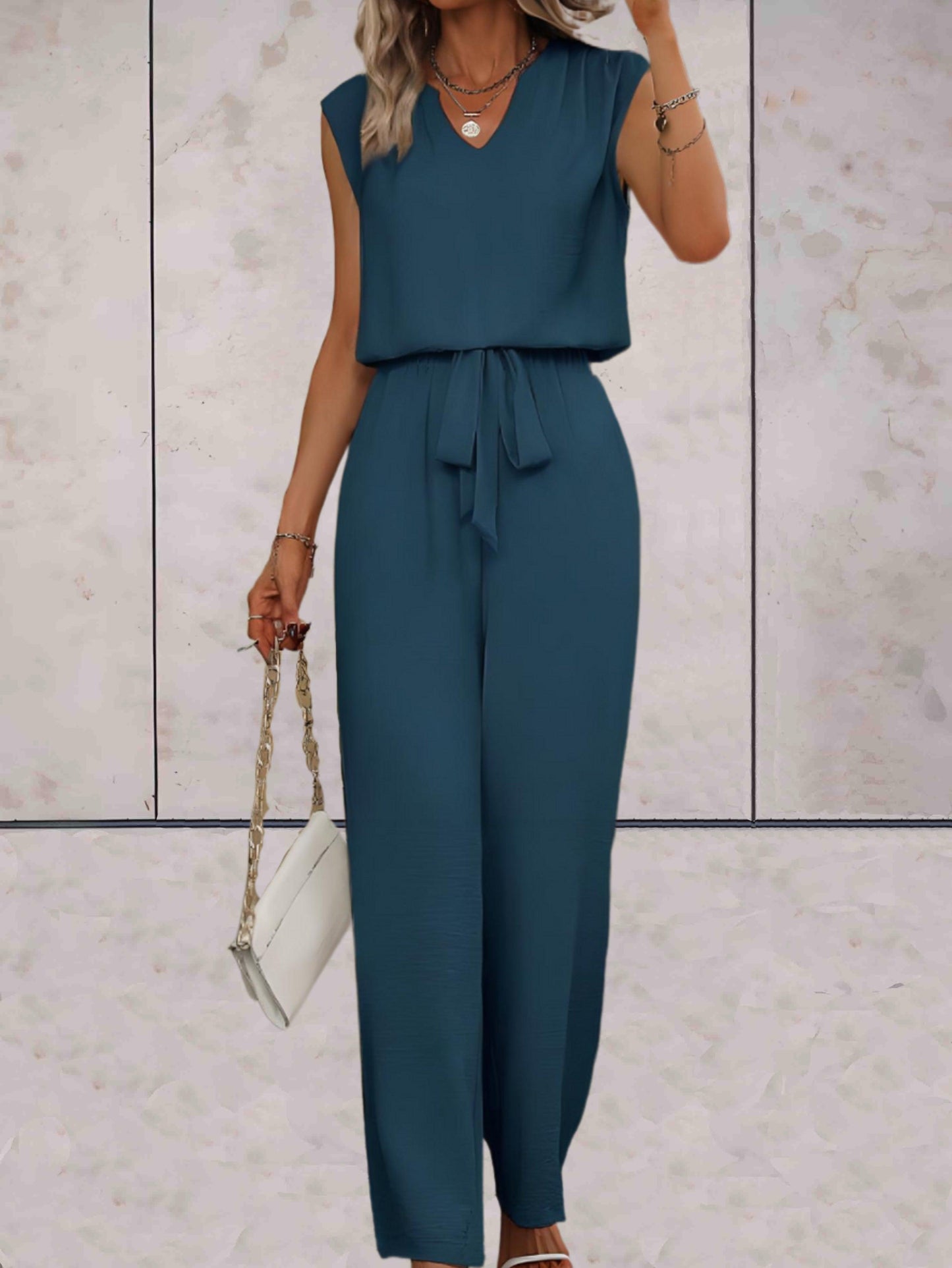 Veronica |  Effen 2-delige setjes eenvoudig en chique v-uitsnijding voor en met strikbandjes in de taille