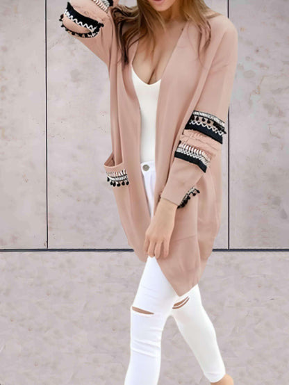 Hansel | Casual halflange gebreide trui met zakken en kwastje